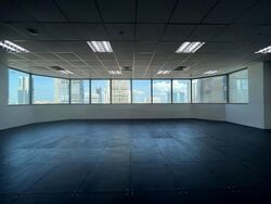 Odeon Towers (D7), Office #450796191